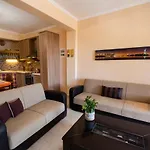 Holiday home Almondtree House - Private Parking *
