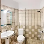 Almondtree House - Private Parking * Exanthia