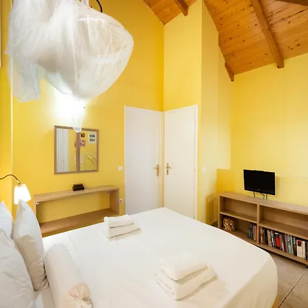 Casa vacanze Almondtree House - Private Parking *