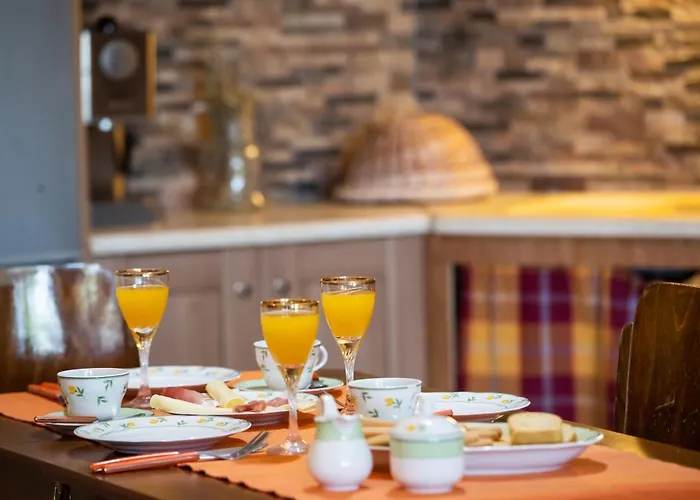 펜션 Almondtree House - Private Parking Exanthia