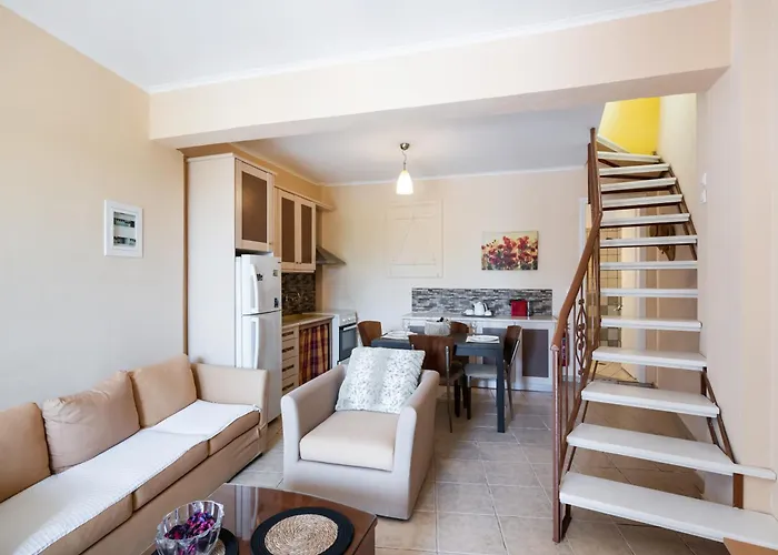 Almondtree House - Private Parking * Exanthia