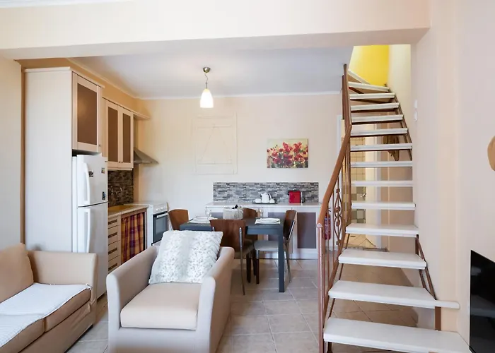 펜션 Almondtree House - Private Parking Exanthia