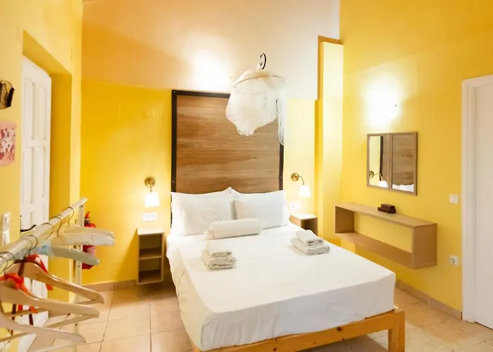 Almondtree House - Private Parking *