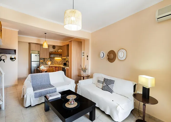 Almondtree House - Private Parking